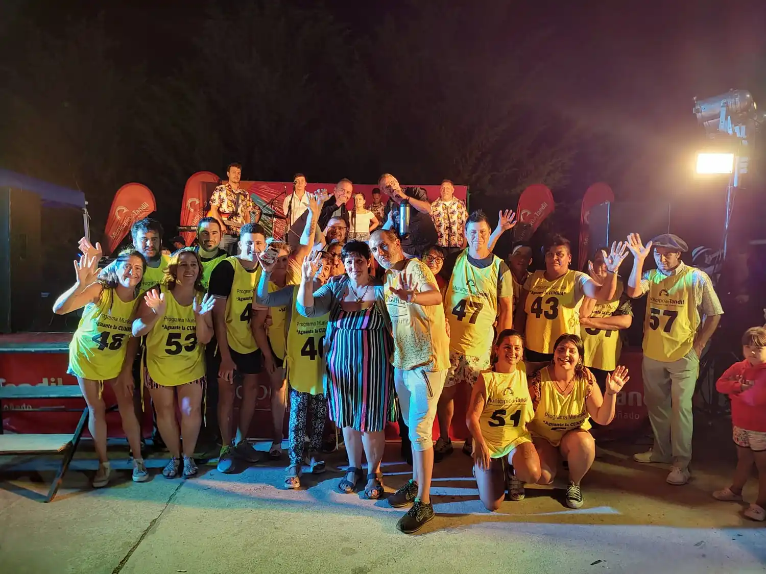 El festival "Aguante la Cumbia" reunió a vecinos en La Movediza para celebrar el género popular