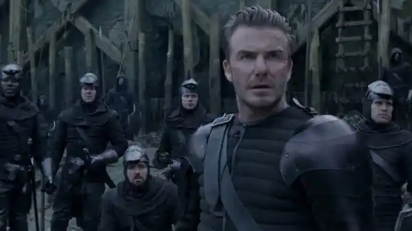 Rey Arturo: el debut de Beckham en el cine no gustó a la critica