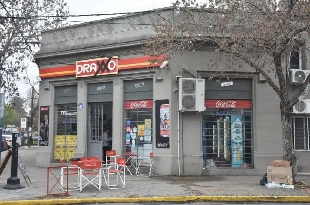 Delincuentes atacaron por séptima vez un drugstore de la ciudad de Santa Fe