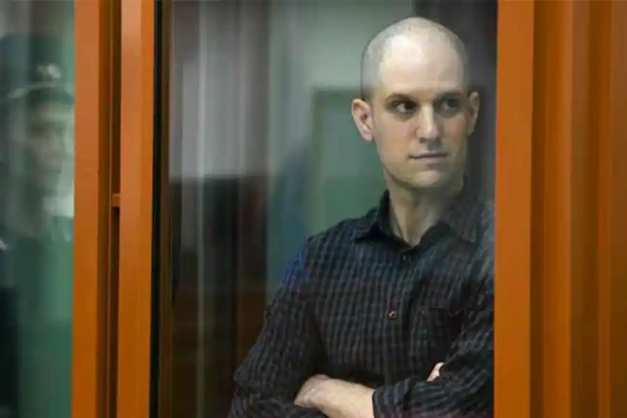 Rusia libera al periodista Evan Gershkovich en un megaintercambio de prisioneros con EE.UU.