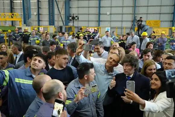 Milei anunció una “reforma laboral” para “dar previsibilidad a las empresas”