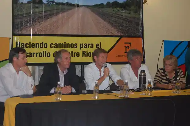 Tres empresas presentaron propuestas para la repavimentación del Aeródromo