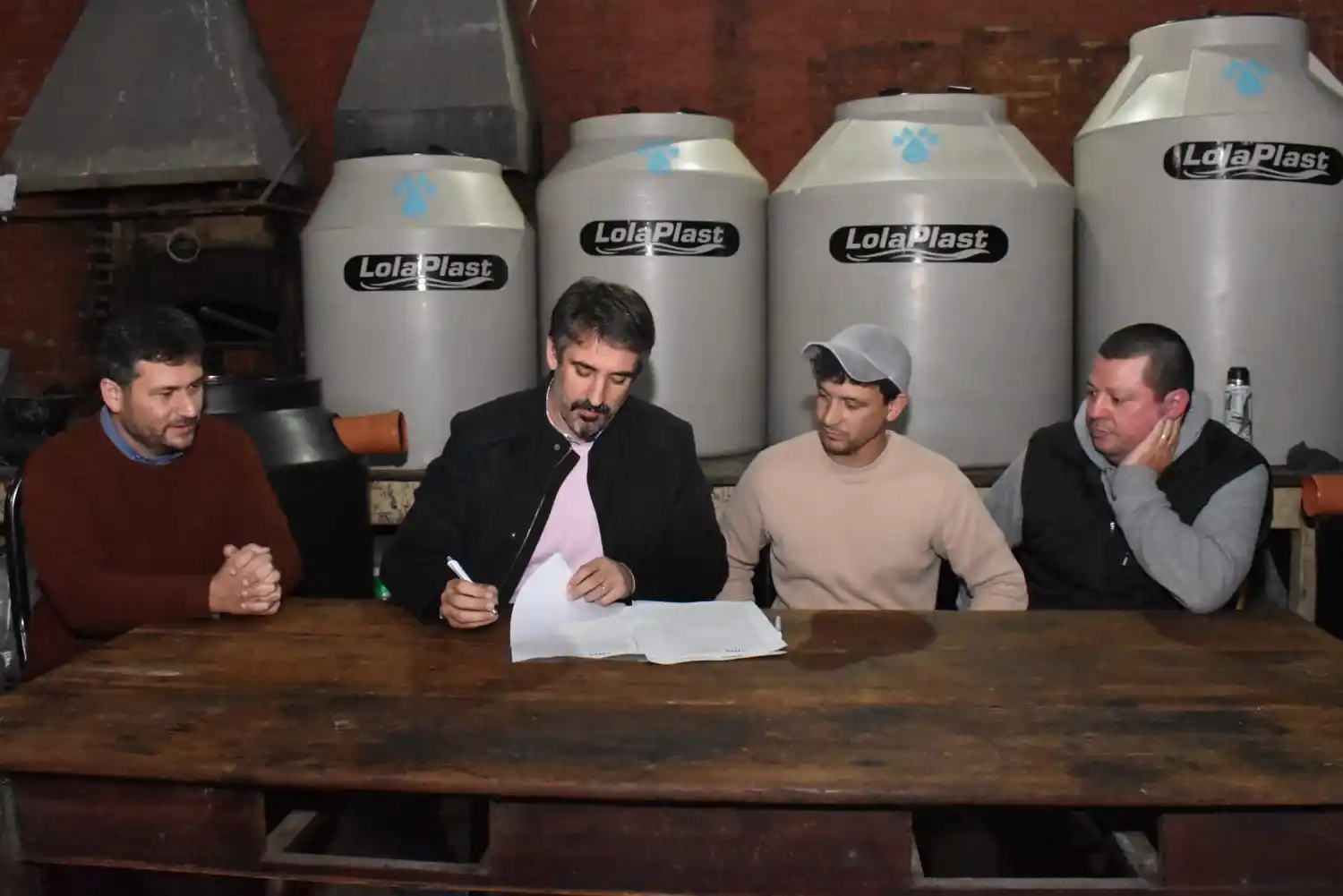 Ianantuony aseguró que “vamos a seguir acompañando a los productores y emprendedores que invierten en el distrito".