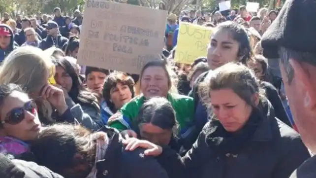 Recreo marchó por el crimen de Diego Román