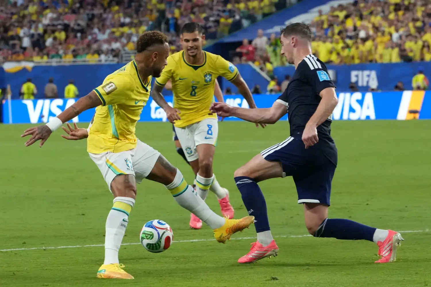 Con el partido ya liquidado, Neymar sumó sus primeros minutos en el Mundial. Foto: Reuters