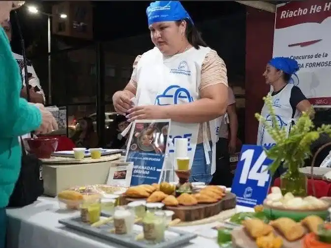 El Mercado Comunitario de Emprendedores presenta su Especial Patrio con el Concurso de la Empanada