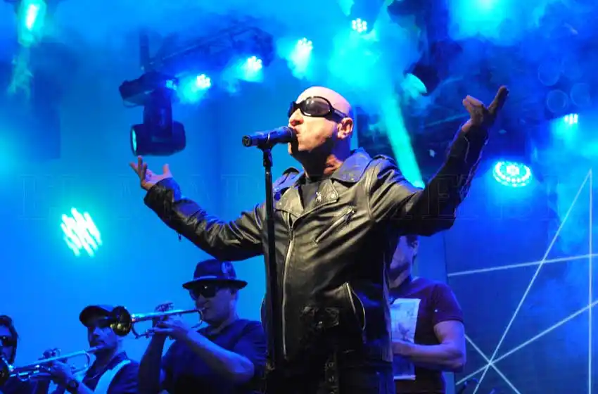 La Mosca protagoniza el espectacular cierre de este sábado musical 