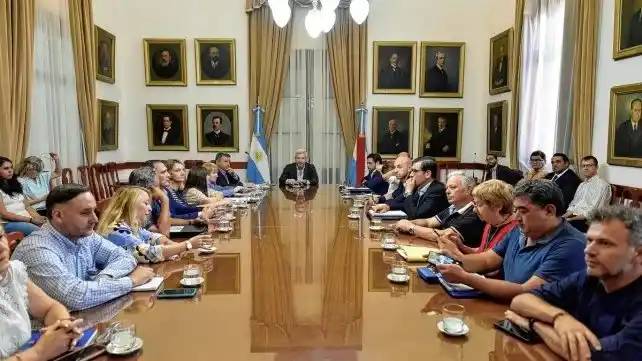 Se retoma la paritaria y los estatales piden una oferta superadora