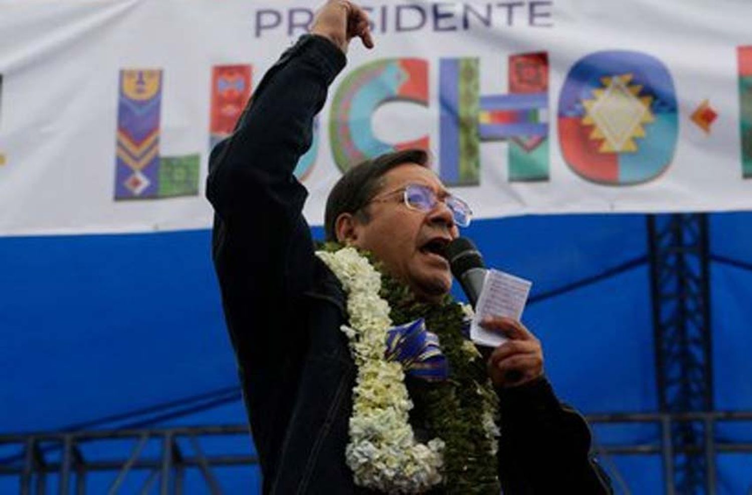 El partido de Evo Morales retorna al poder en Bolivia, tras el triunfo de su candidato Luis Arce