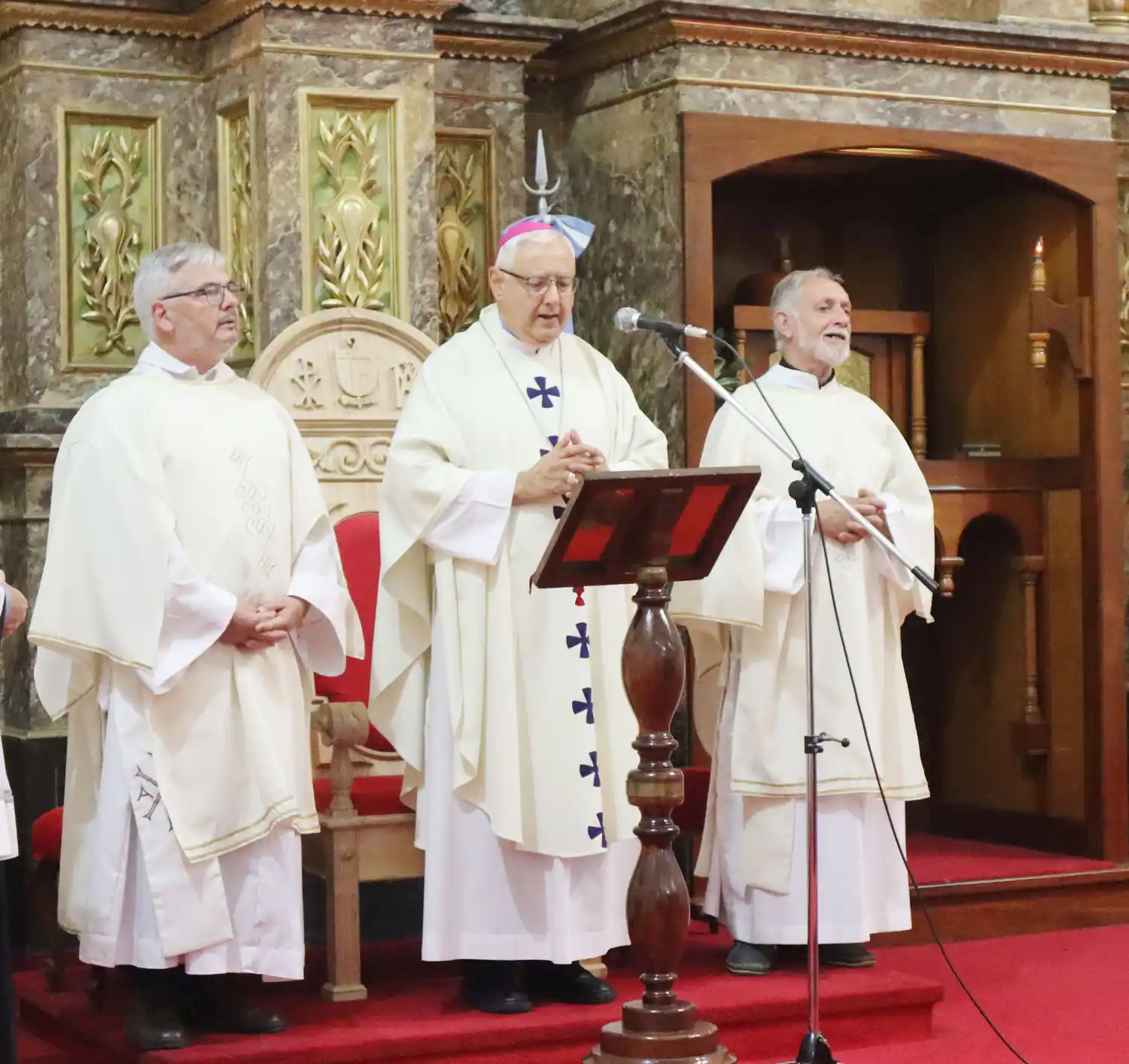 Concordia despide al papa Francisco con una misa exequial en la Catedral