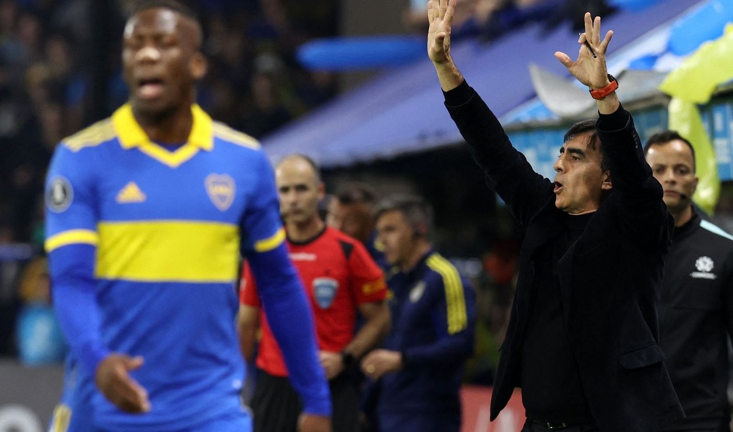 El cafferatense Quinteros, principal apuntado por Riquelme para reemplazar a Gago
