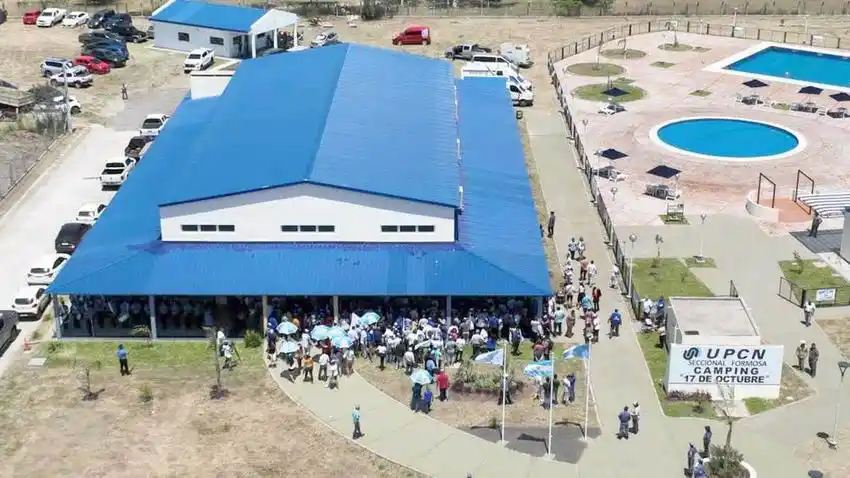 Insfrán presidió la inauguración 
del camping de la UPCN-Formosa