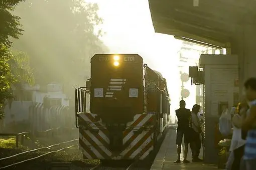 La Fraternidad levantó el paro de trenes y los servicios funcionan con normalidad