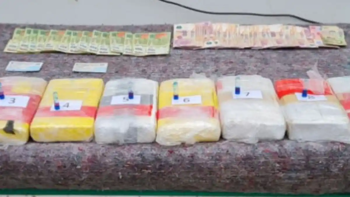 Embistió un control de Gendarmería e intentó fugarse con 10 kilos de cocaína