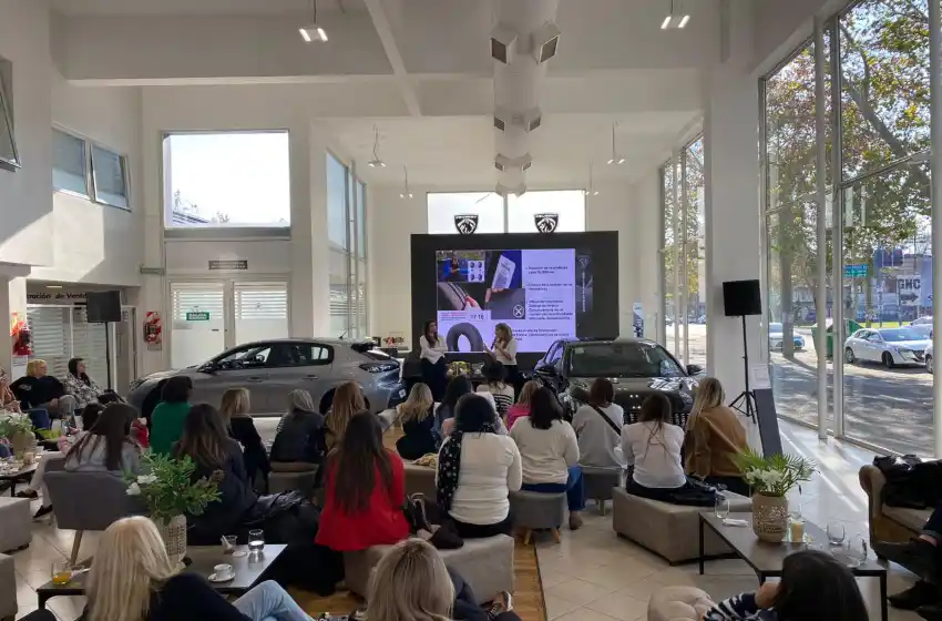 Women By Peugeot en Rosario