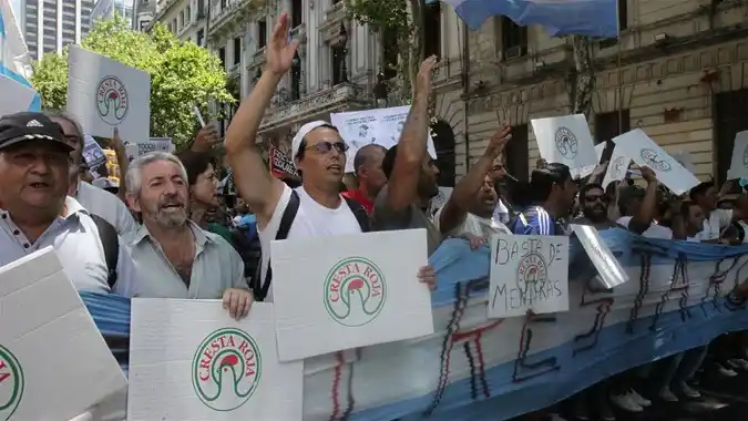 La Justicia decretó la quiebra de la empresa avícola Cresta Roja