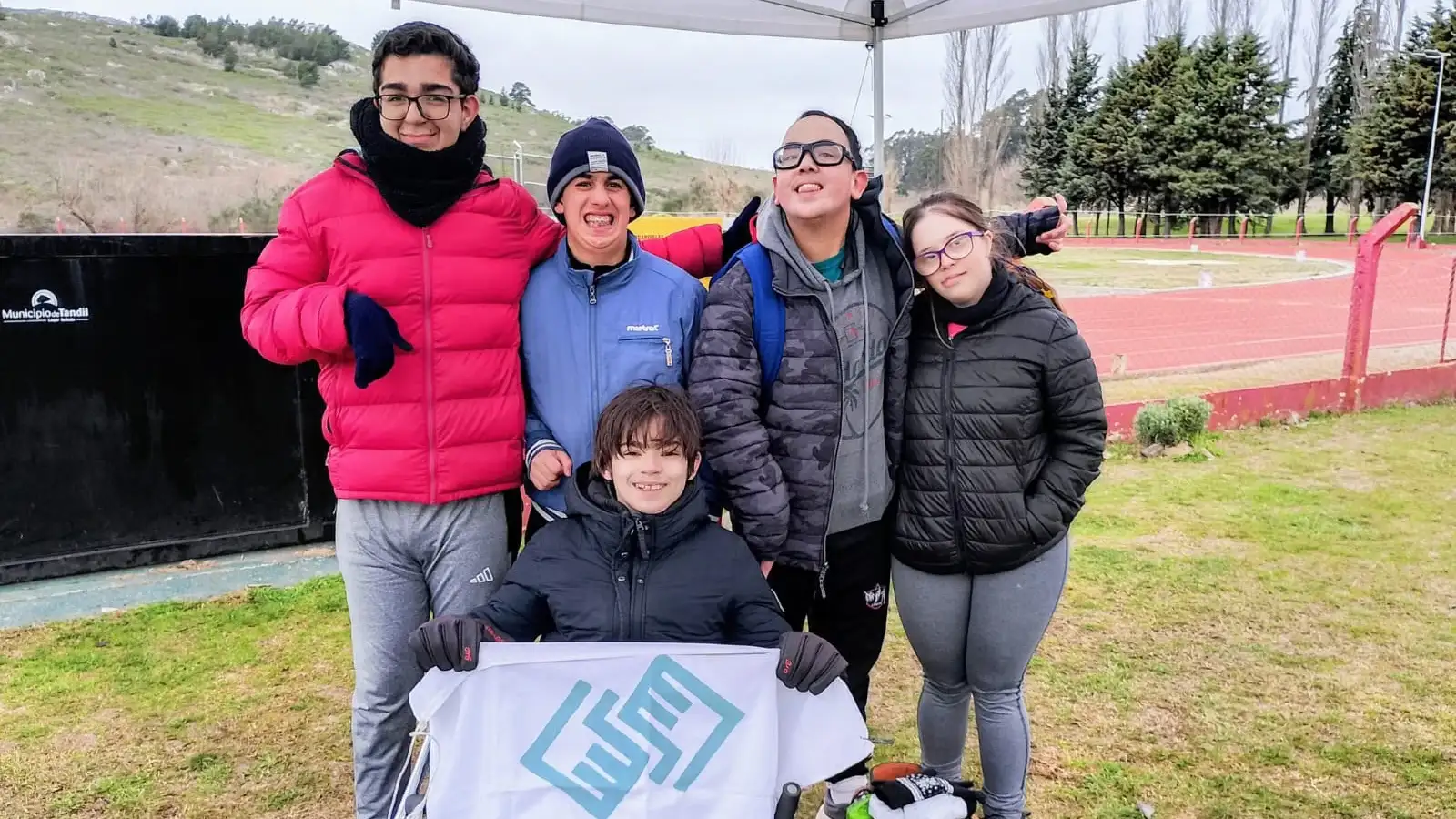Los jóvenes de Ciane que representarán a Tandil en la etapa regional de los Juegos Bonaerenses.