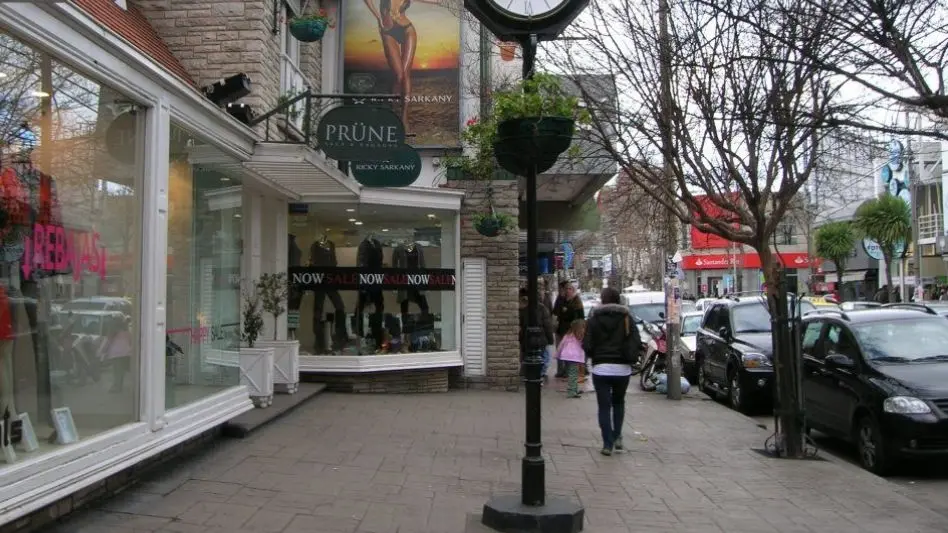 Noche de los centros comerciales: "Debemos valorizar al empresario vecino"