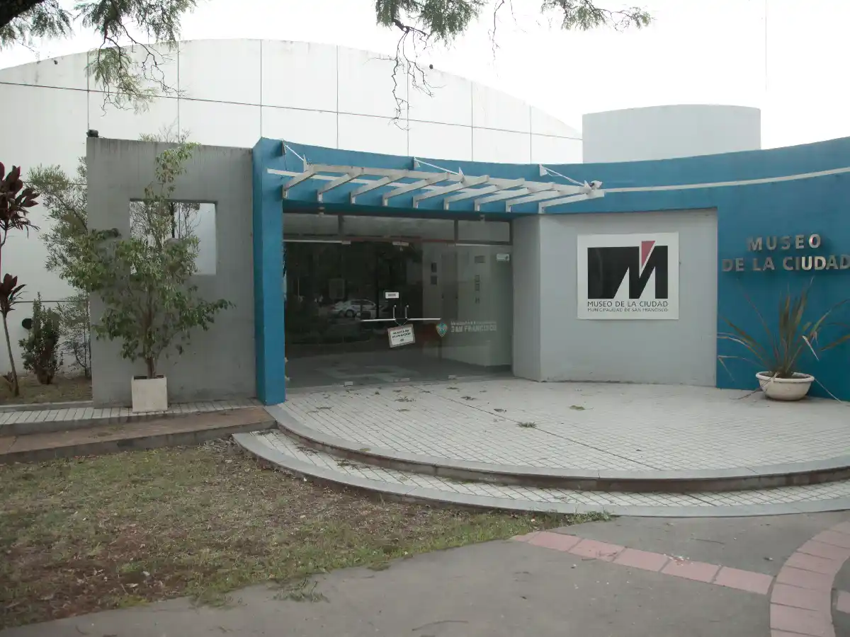 Inauguraron una nueva muestra  de arte en el Museo de la Ciudad