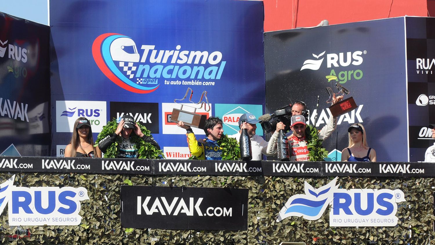 En un final polémico, Gómez se quedó con la final de Clase 3