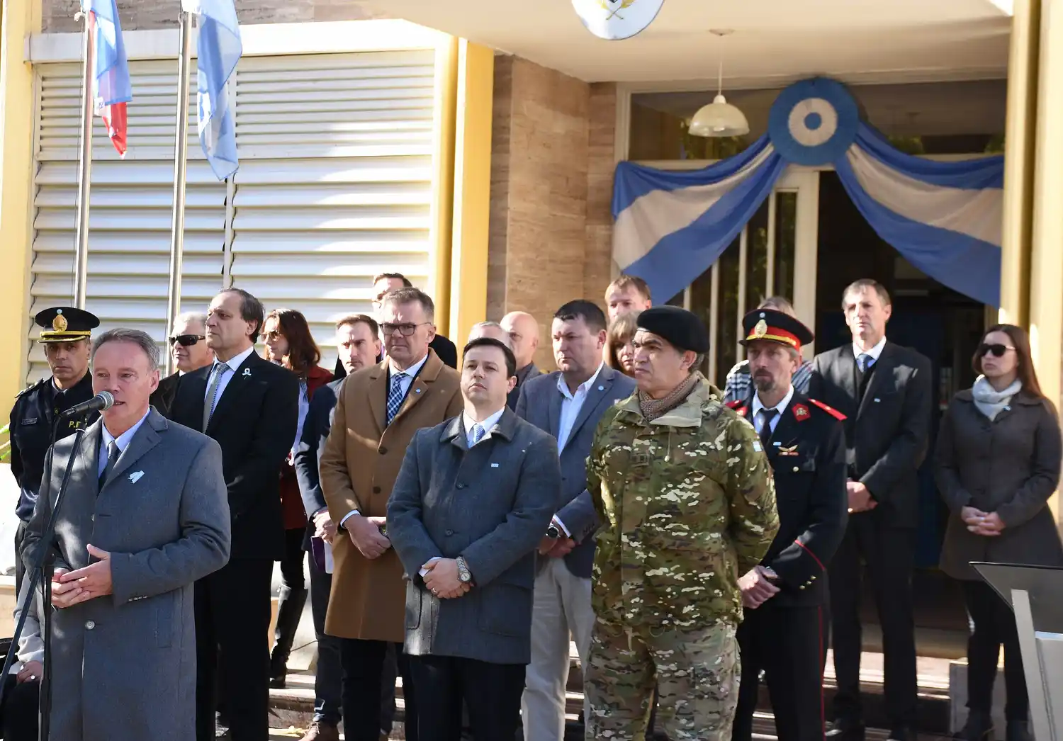 Schneider presidió el Acto Patrio por el 208º Aniversario de la Revolución de Mayo