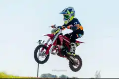 Valentino Bogue se destacó en el Campeonato MX5_33 en Bragado