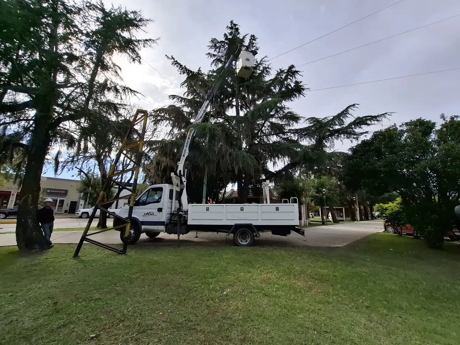 Ramallo: Municipio avanza con el recambio de luminarias led para mejorar la seguridad y el ahorro de energía