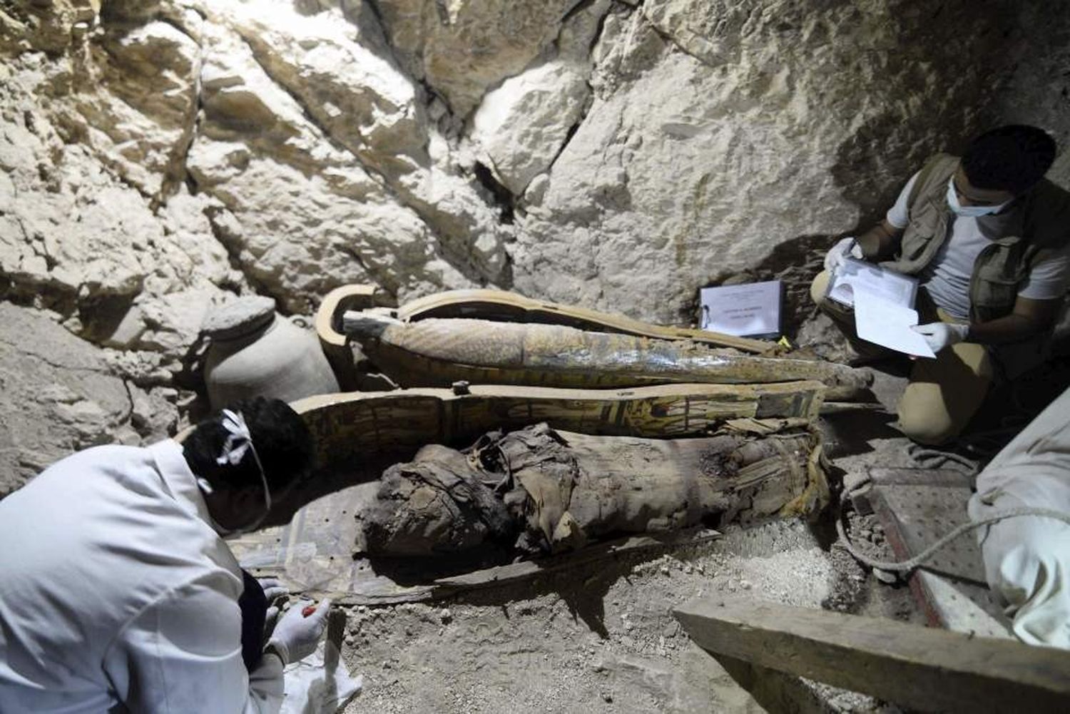 Descubren en Luxor una tumba “intacta” de un alcalde faraónico