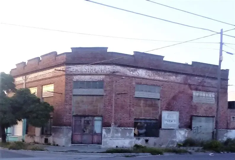 La esquina de Maipú y Pueyrredón donde están las ruinas de lo que supo ser el Bar Oriente