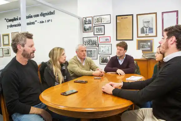 Apoyo a Migueles y compromiso por el complejo educativo Cardiel