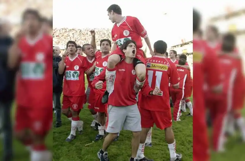 Huracán de Tres Arroyos: a 14 años de su histórico ascenso a Primera