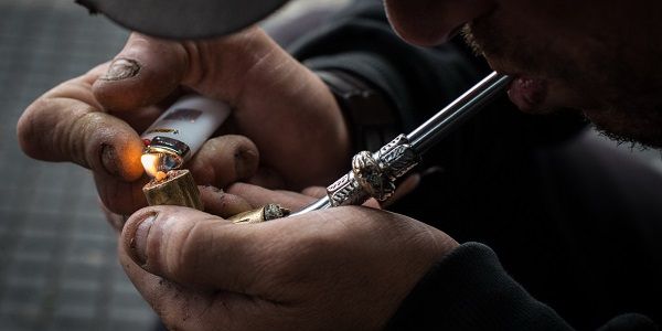 Proponen prevenir el consumo de drogas desde la escuela