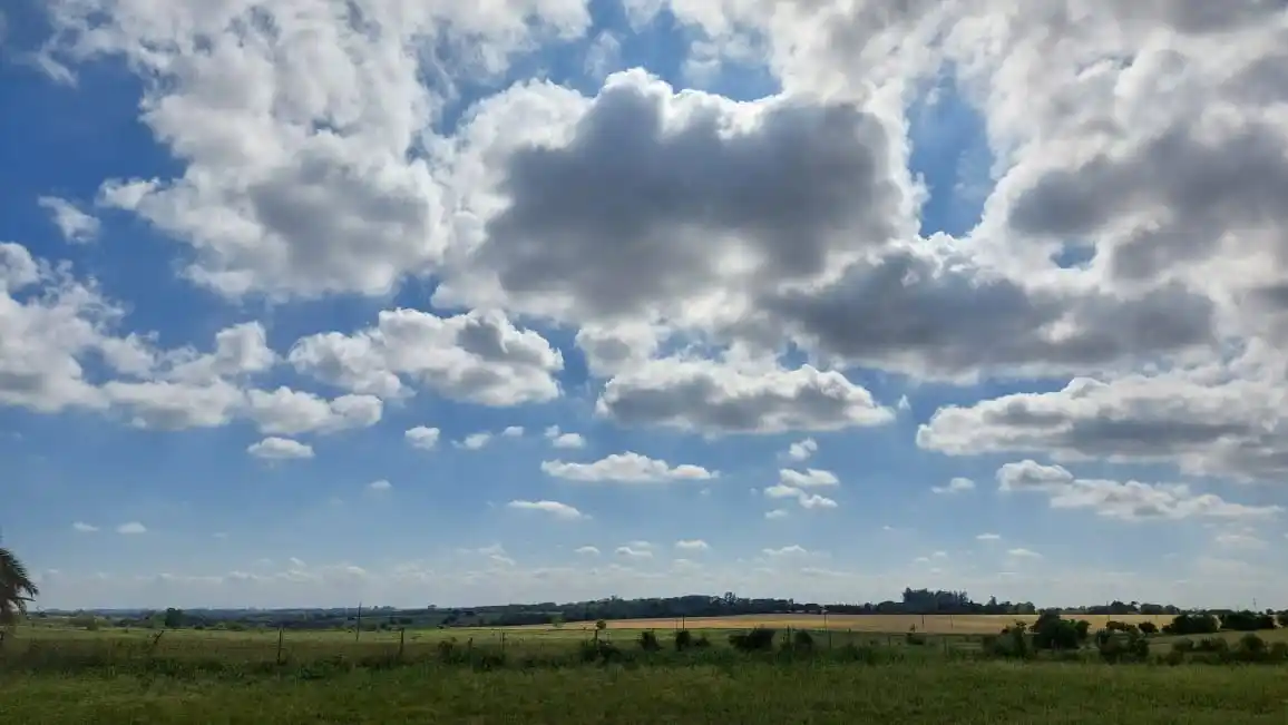 Alerta amarilla en Entre Ríos por tormentas fuertes con posibles ráfagas y granizo