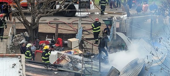 La red de agua potable del Bajo Cementerio: hay que cerrar una canilla para que otros accedan al servicio