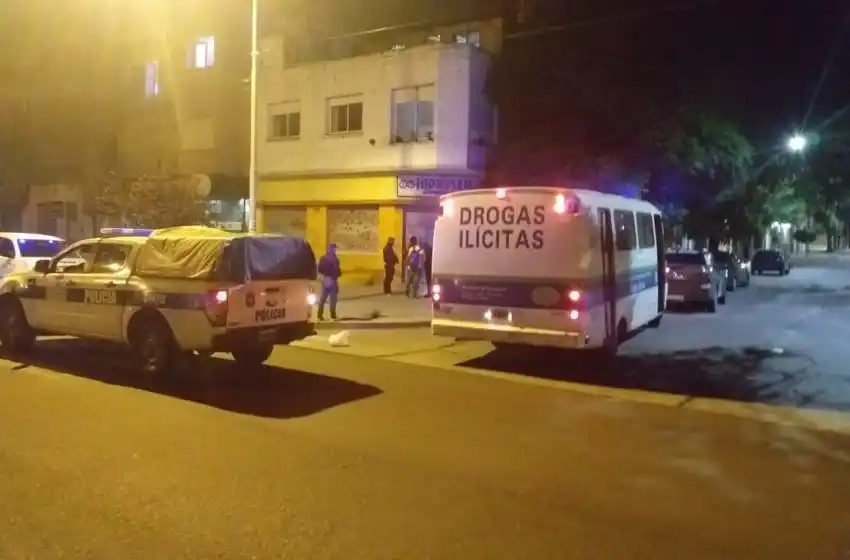 Detuvieron a una mujer trans por vender droga en la "Zona Roja"