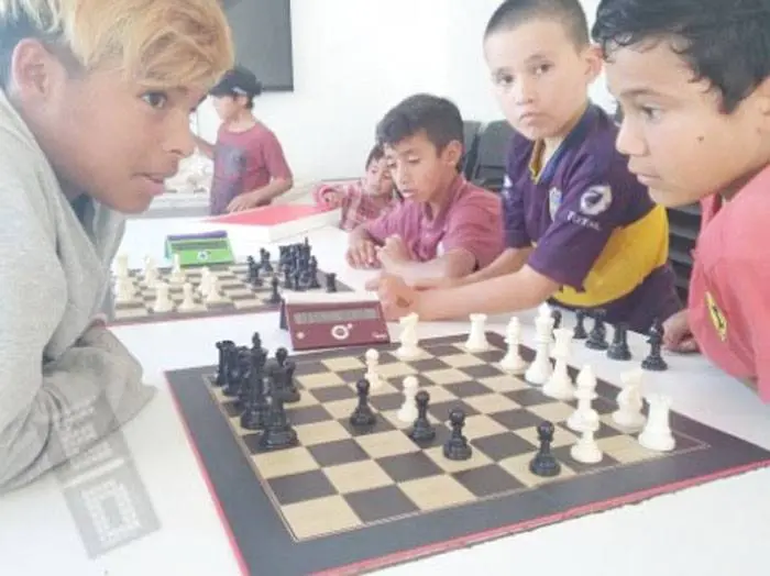 Funcionan distintos espacios de ajedrez en la ciudad