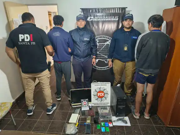 Allanamientos y detención: la PDI capturó a dos hombres en la región por estafas