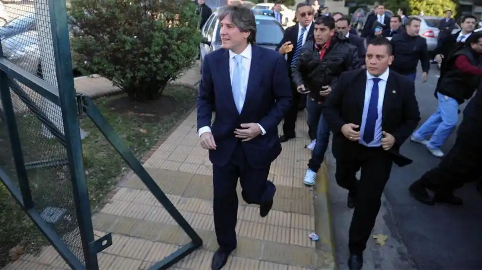 Sin apoyo de la militancia, Boudou presentó un escrito en la causa por papeles falsos