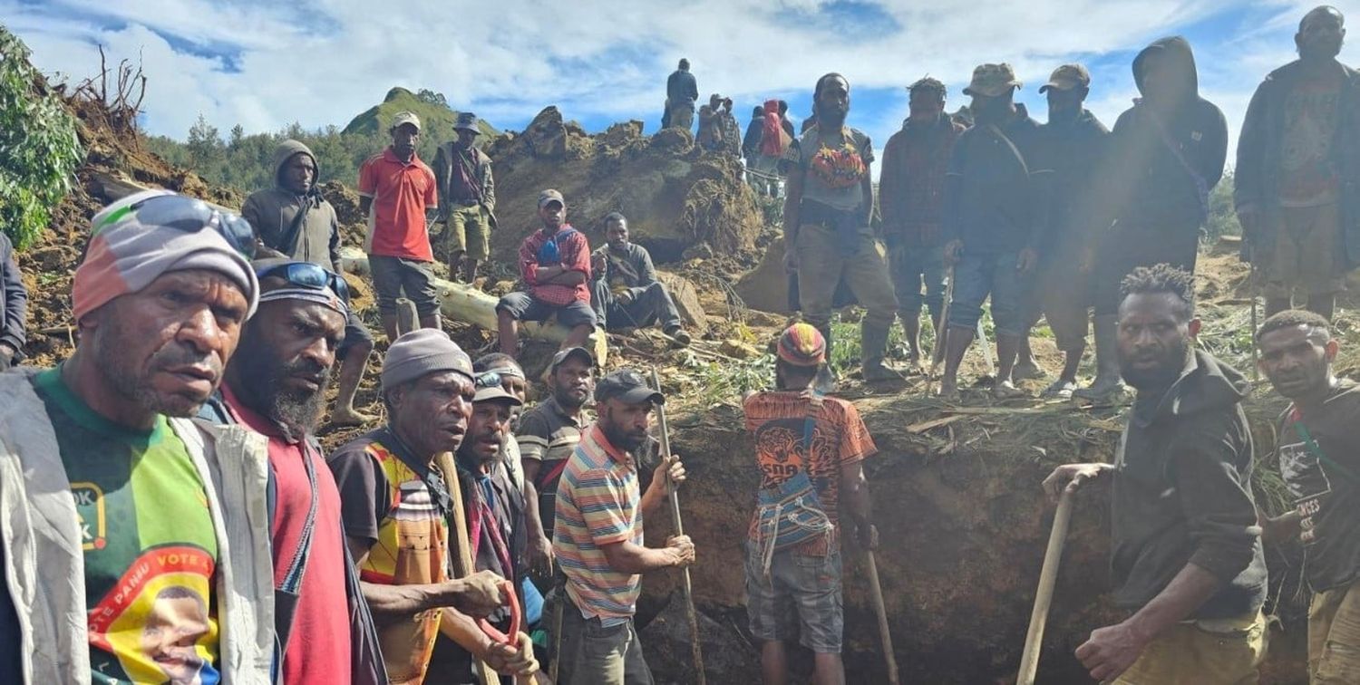 Continúan las tareas de rescate en la provincia de Enga. Crédito: Reuters