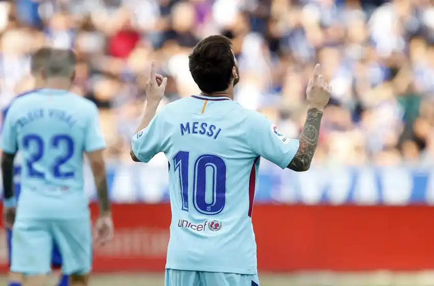 Messi superó los 350 goles en liga