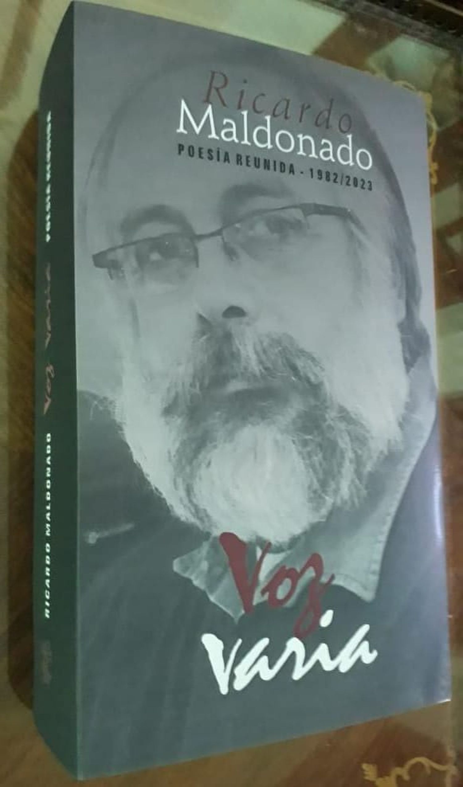 Portada del libro de Ricardo Maldonado.