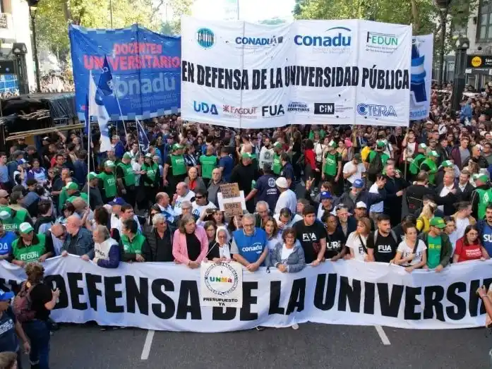 Gremios docentes llevarán adelante una semana completa de paro en reclamo por el cumplimiento de la Ley de Financiamiento Universitario.