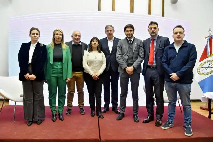 Pullaro participó de la primera Jornada Provincial de Lucha contra la Trata de Personas