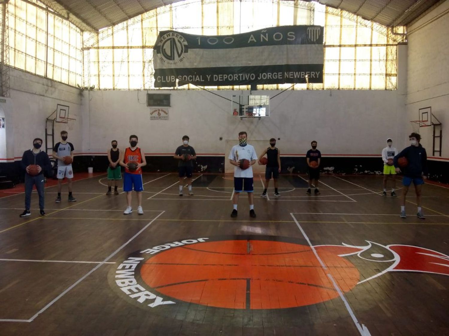 Jorge Newbery cerró su primera semana de trabajo