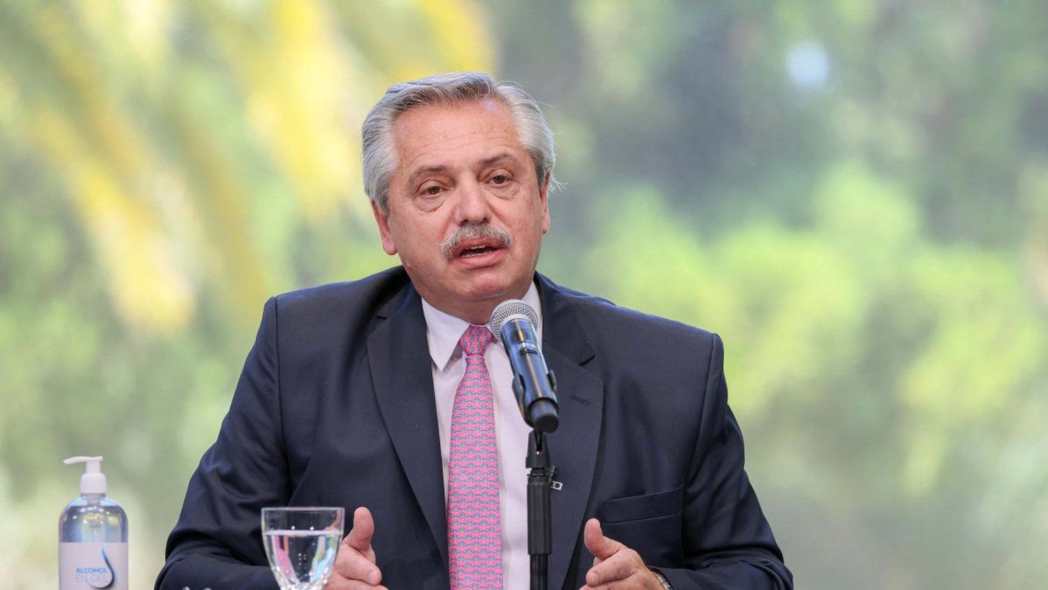 Alberto Fernández propuso un cierre de actividades de 23 a 6