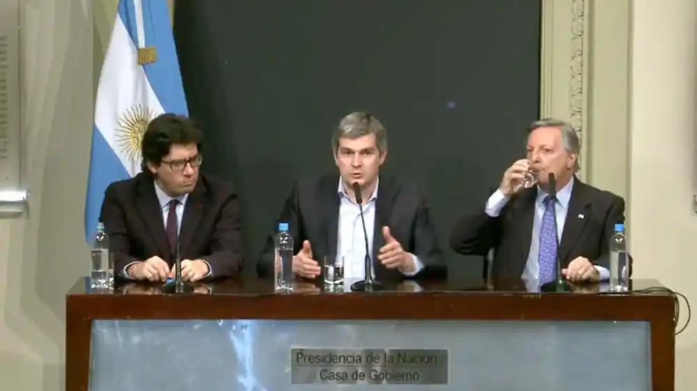 Oficial: aplicarán un tope de 400% de suba en el gas