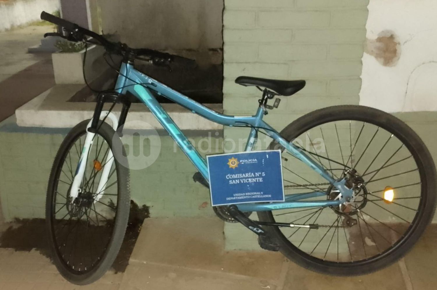 Entregaron espontáneamente una bicicleta denunciada como robada en la región