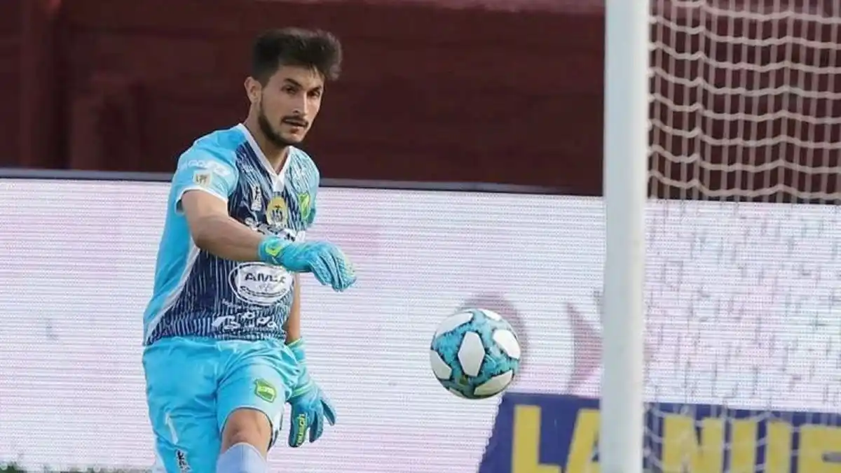 Newell's busca alternativas bajo los tres palos y va a la carga por Marcos Ledesma