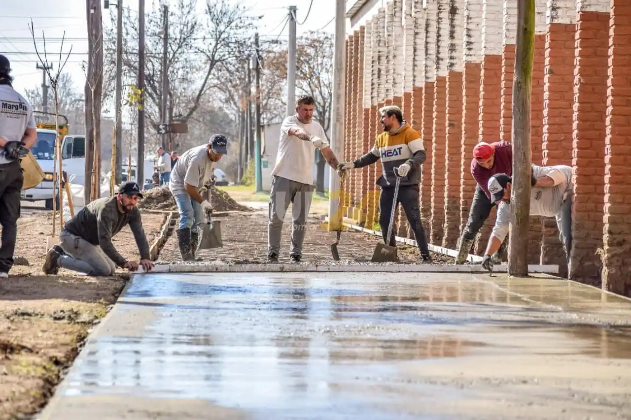 Enrico informó avances en la Escuela 1198 de Venado Tuerto