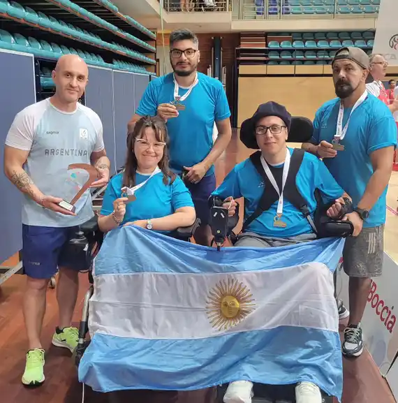 Volver a casa con la medalla de bronce de un World Cup de Boccia!